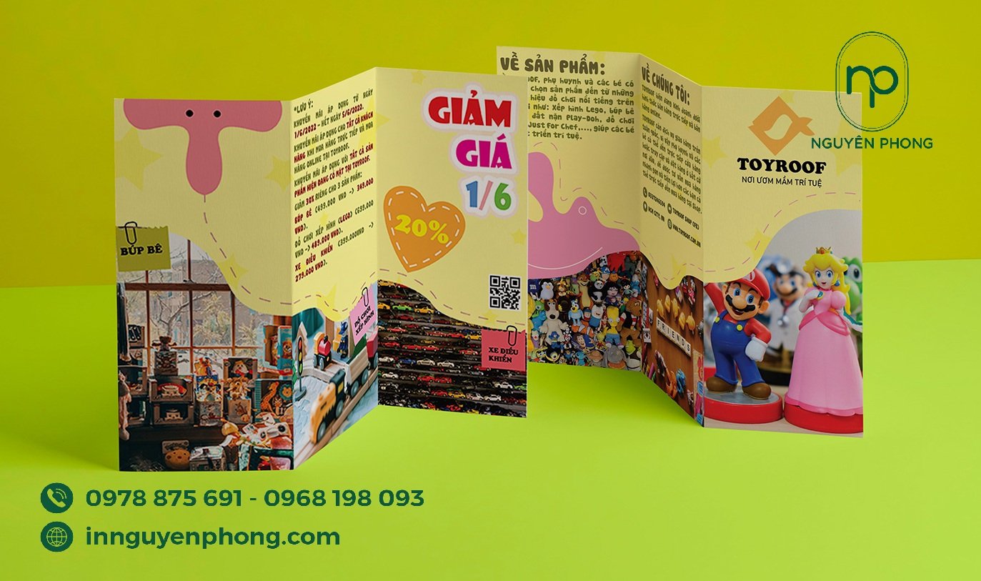 In leaflet quảng bá cơ sở dạy học